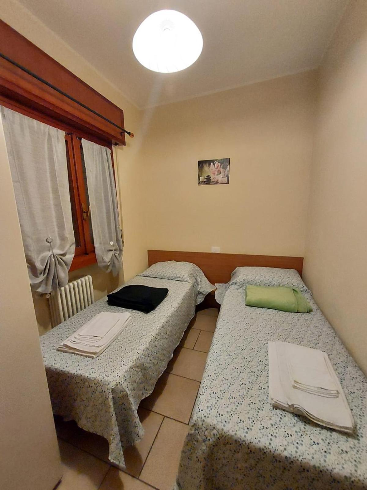 Vida Loca Apartments La Madonnina Песк'єра-дель-Гарда Екстер'єр фото